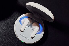 A image of LG TONE Free with UV Nano on.