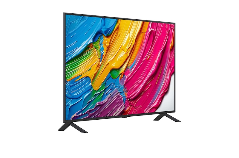 LG QNED TV szögben kissé jobbra néző oldalnézetben