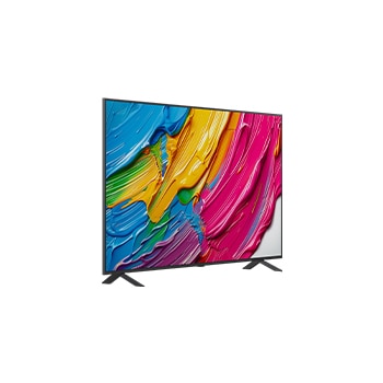 LG QNED TV szögben kissé jobbra néző oldalnézetben