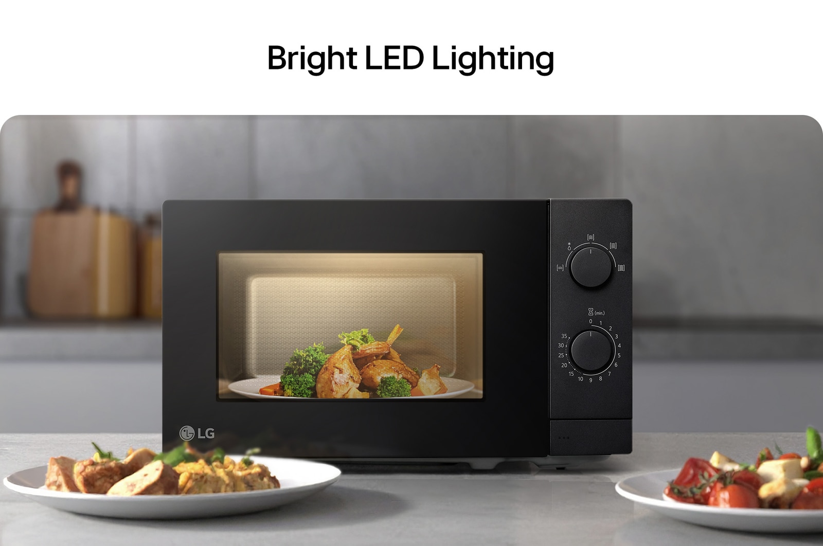 LG mikrohullámú sütő fényes LED világítással, amely jól láthatóvá teszi az ételt.