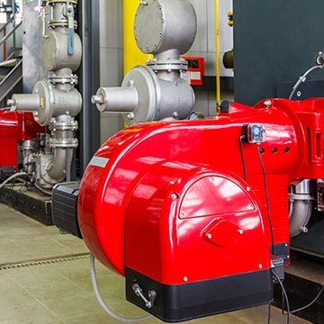 Beltérbe telepített alacsony NOx-kibocsátású égő.