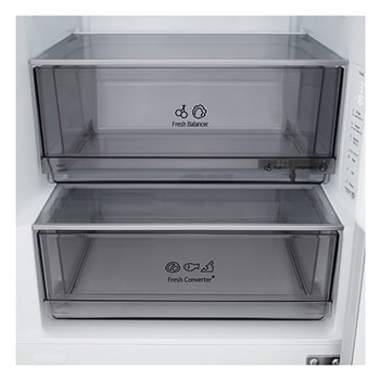 Alulfagyasztós hűtőszekrény, DoorCooling+™ és ThinQ™ technológia, 333L kapacitás