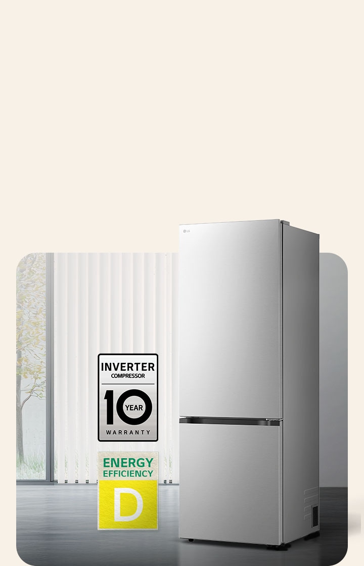 LG matt ezüst alulfagyasztós hűtő egy szobában, 10 éves Smart Inverter Kompresszor garancia és D energiahatékonyság ikonok.