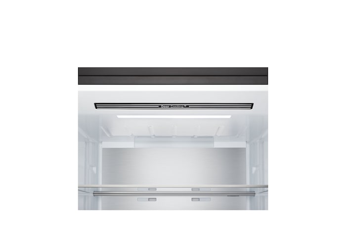GBBW726CEV DoorCooling+™ és Felső LED világítás