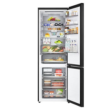 GBBW726CEV fekete alulfagyasztós hűtő, nyitott hűtő- és fagyasztóajtóval, élelmiszerekkel