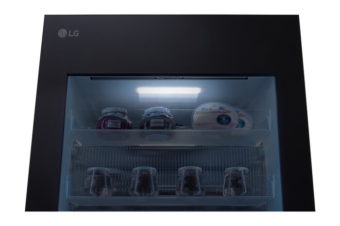 LG InstaView™ alulfagyasztós hűtőszekrény, DoorCooling<sup>+</sup>™ és ThinQ™ technológia, 349 L kapacitás, GBG5160CEV