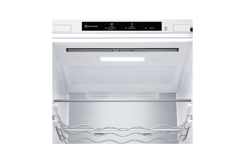 LG Alulfagyasztós hűtőszekrény, DoorCooling+™ technológia, 387L kapacitás, GBV7280CSW