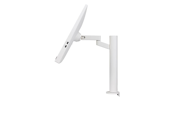 LG 32”-os 16:9 képarányú 4K UHD Smart Monitor Ergo állvánnyal és webOS platformmal, 32SQ780S-W