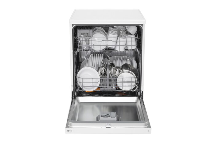 Elölnézet nyitott ajtóval