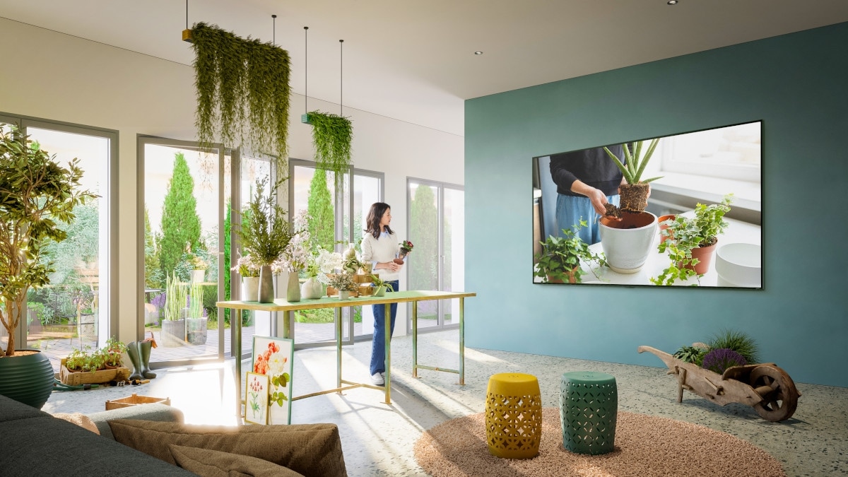 LG-QNED-Gardening-Class-article-main.jpg