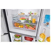 LG Kulkas Side by Side 570L gross /428L nett, Non Plumbing Water & Ice Dispenser UV Nano dengan ThinQ™ - Hitam, GC-L22FTQBL