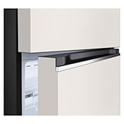LG Kulkas 2 Pintu LG Refrigerator Objet Collection Terbaru, Nett 335L / Gross 360L dengan Warna Nature Beige dan DoorCooling+, GN-B332PQGB