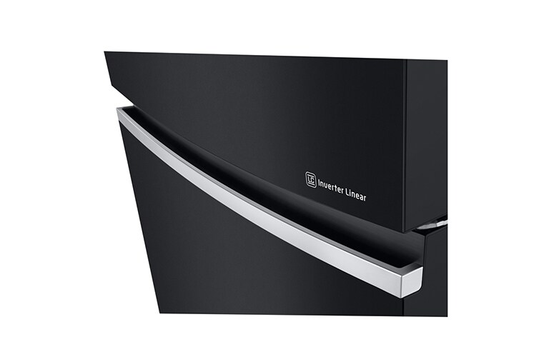 LG Kulkas 2 Pintu  547L gross / 509L nett Inverter Linear Compressor dan Hygiene FRESH+™, ThinQ™ dengan WiFi - Hitam, GN-C702SGGU
