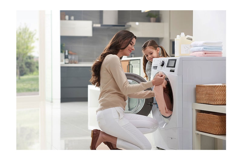 LG Mesin Cuci Front Loading, 14kg – Hemat Listrik dengan Inverter Direct Drive, F1014NTGW