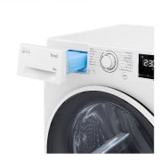 Top detergent port open view
