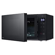LG 20L NeoChef™ Microwave Solo dengan Dimensi Ramping, MS2032GAS