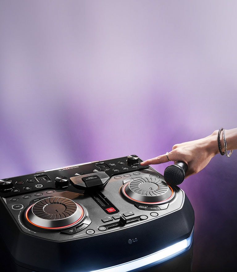 LG XBOOM OL100 Karaoke Star