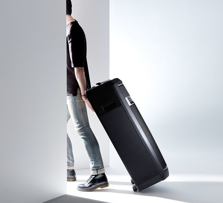 LG XBOOM OL100 Bluetooth Portability