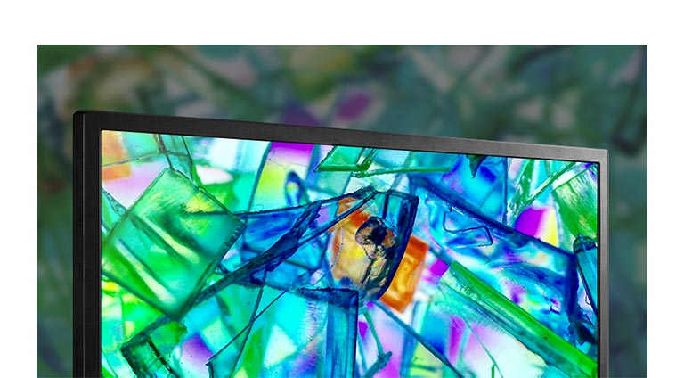 .LG IPS monitor displays impeccable color accuracy. With a wide viewing angle, the IPS display boasts 99% coverage of the sRGB spectrum.