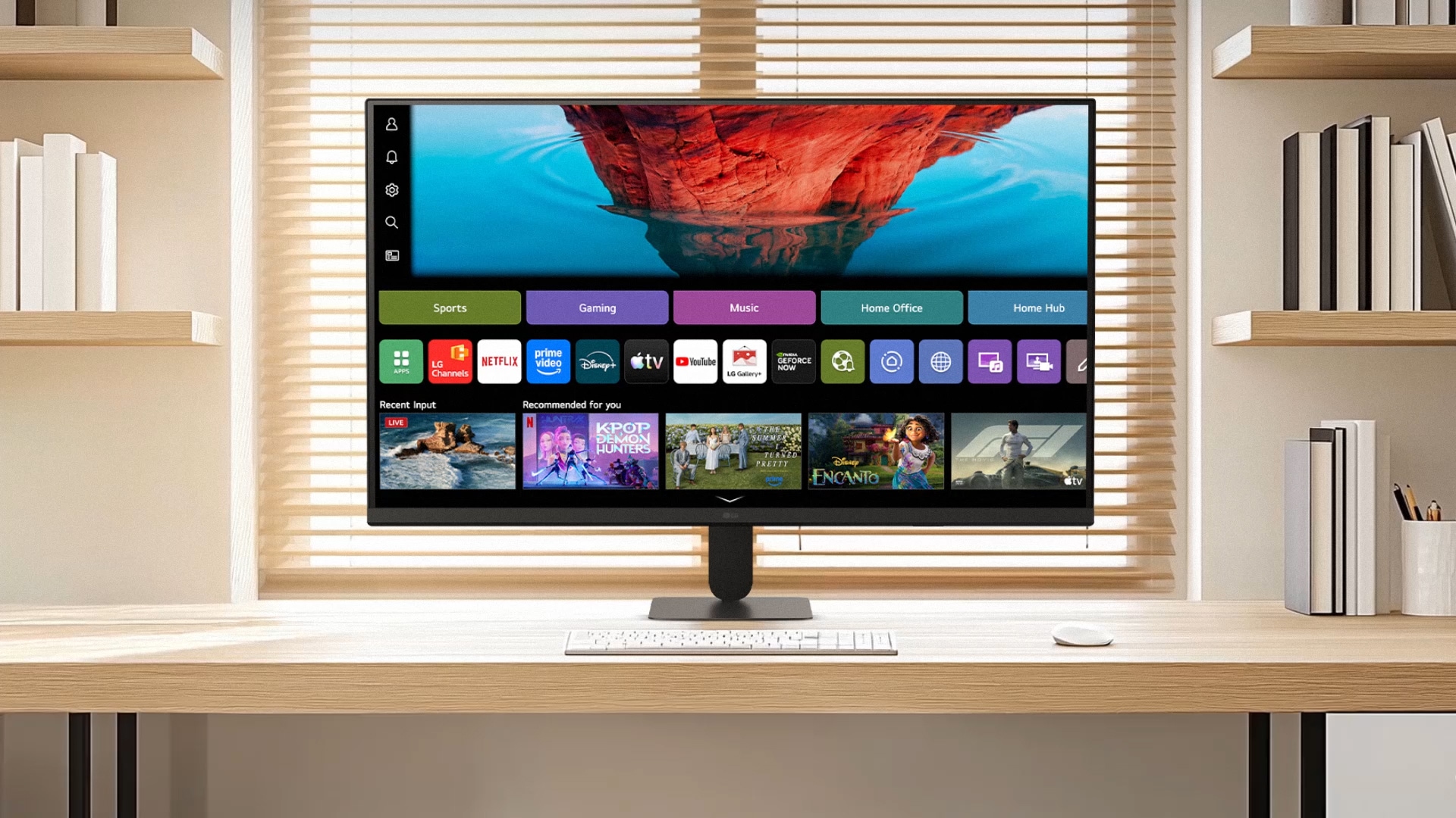 LG 80.01cm (31.5) Smart Monitor AI U7s, UHD Monitor for Streaming with webOS, 32U701SB-B