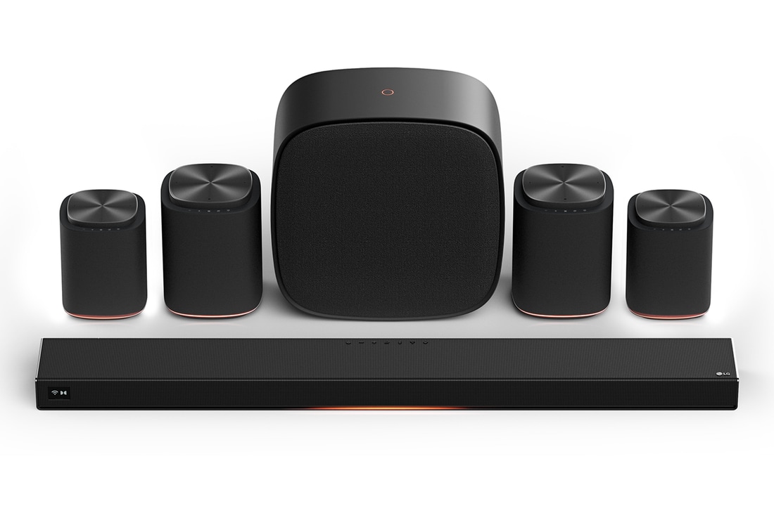 Vista frontale del set Sound Suite Immersive Quad 7