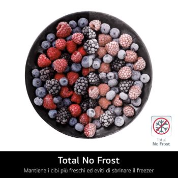 Frigorifero da incasso Fit&Max 75 LG CCJ7396SCHQ con tecnologia Total No Frost, confronto visivo tra alimenti freschi e congelati senza formazione di brina.