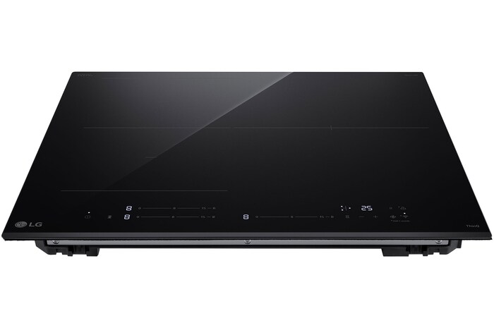 Foto in prospettiva frontale del piano cottura.