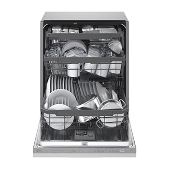 Immagine frontale con porta aperta e piatti