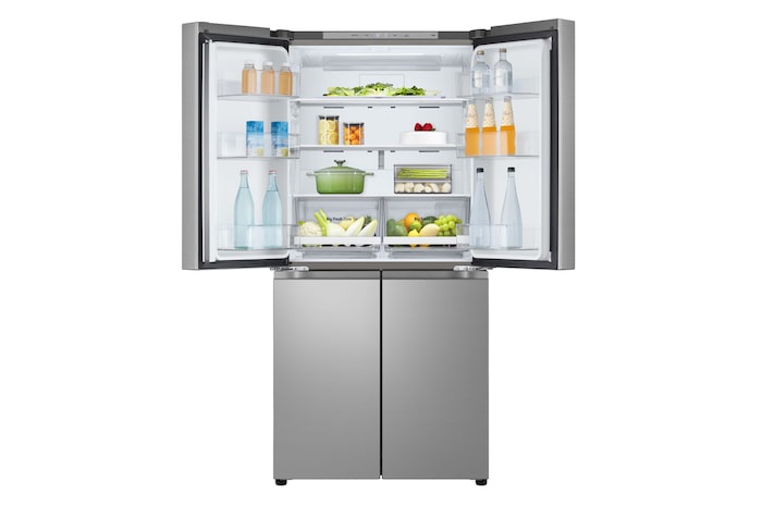 Vista frontale con porte del frigo aperte e porte del freezer chiuse