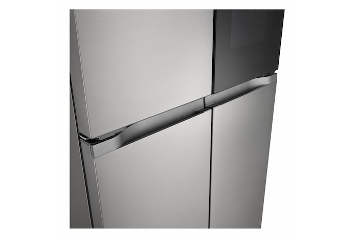 Frigorifero Multidoor Slim Instaview LG GMVS30SEPY con ante frontali chiuse e design elegante in acciaio inox.