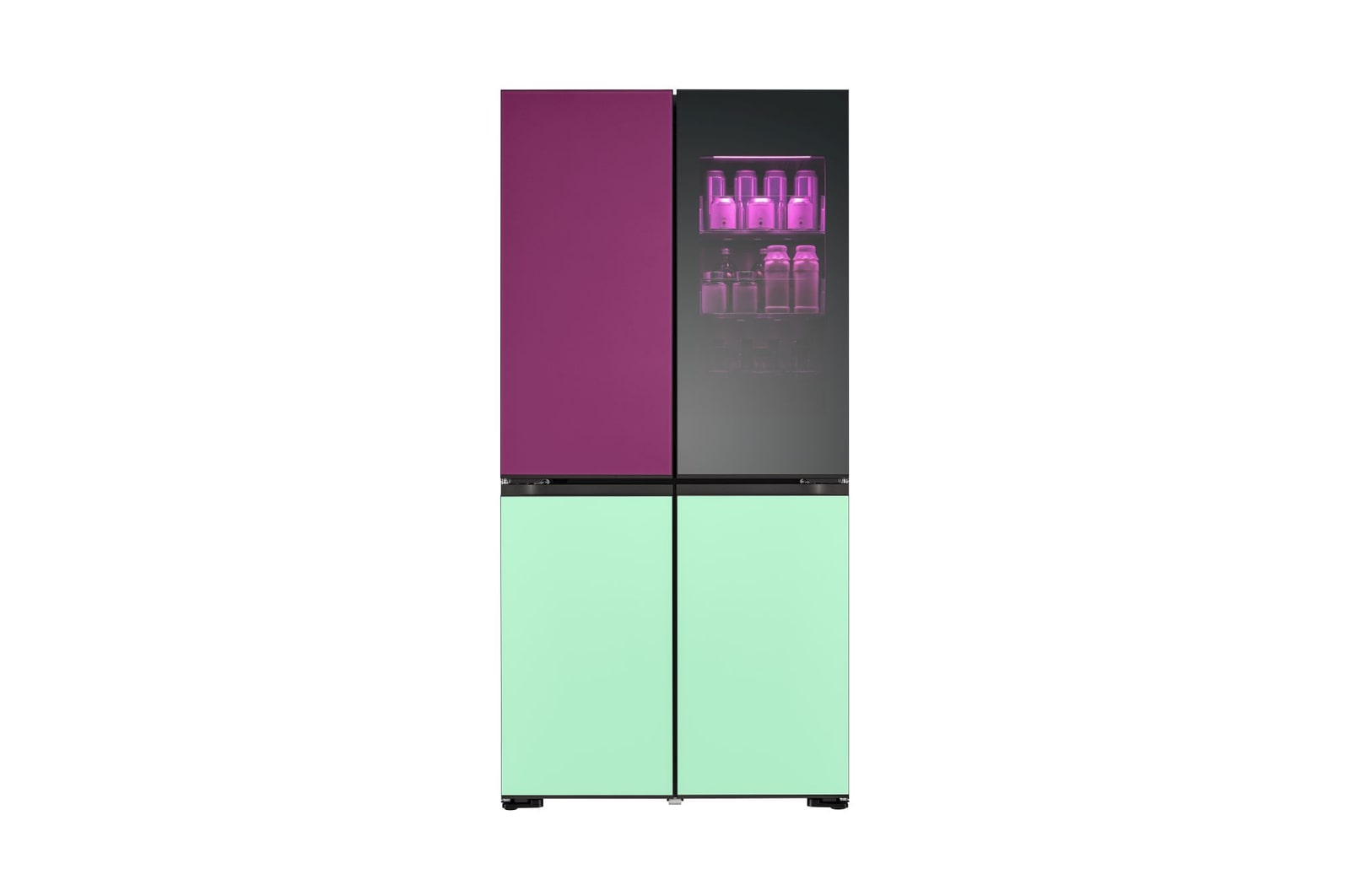 Frigorifero chiuso con porte inferiori di colore verde acqua e porta superiore e InstaView di colore fucsia