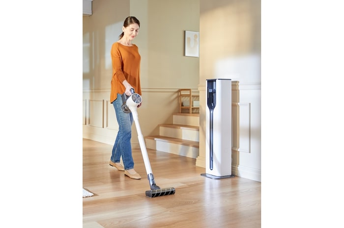 LG CordZero™ All-in-One A9T | Aspirapolvere Kompressor™ 200 W, 120 min | Auto-svuotamento, 4 spazzole + 2 accessori, Wi-Fi | Beige, A9T-ULTRA1C