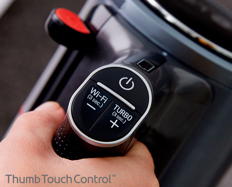 Controllo Thumb Touch con pulsanti Wi-Fi e Turbo, tenuto in mano.
