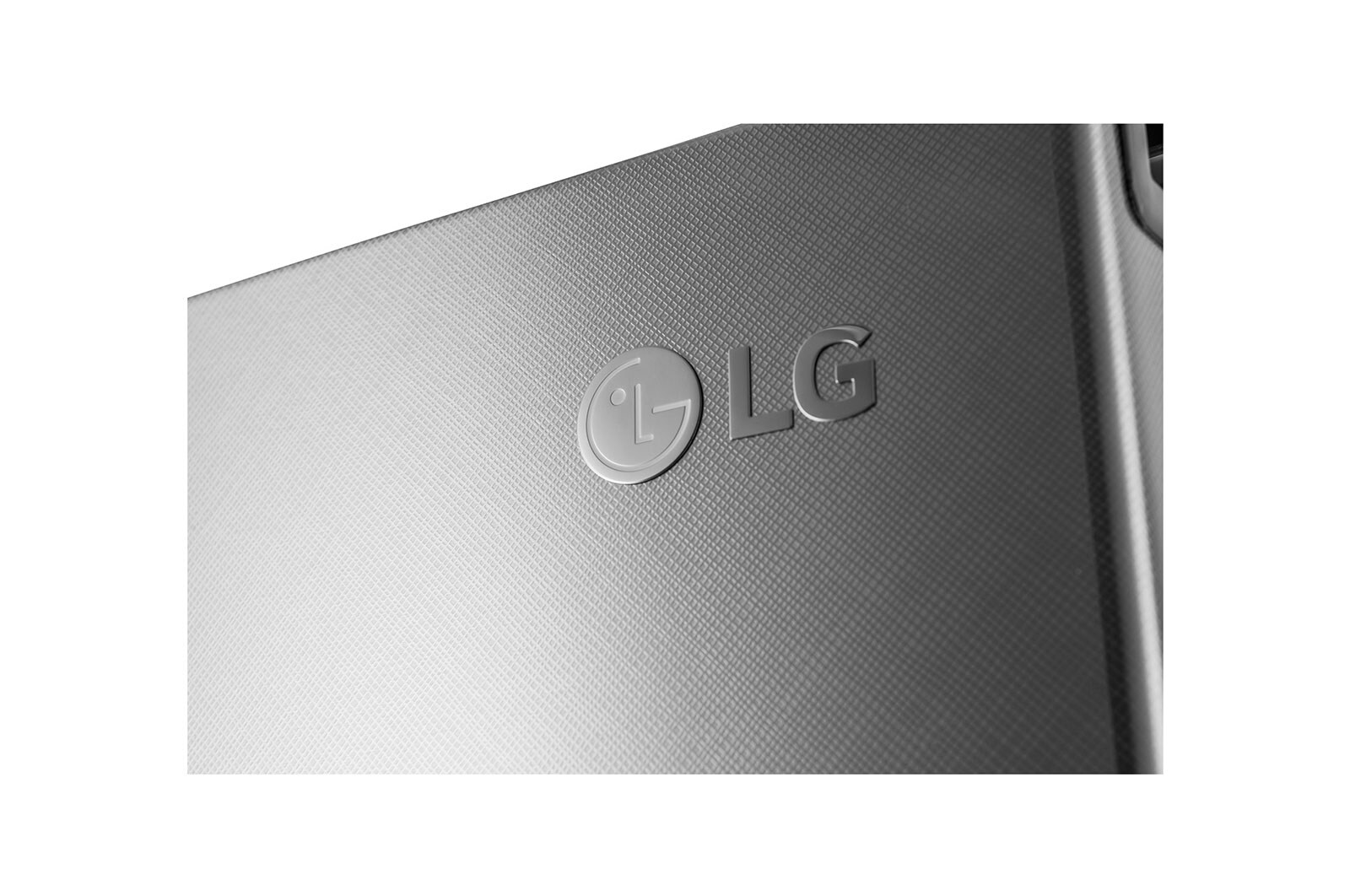 LG Frigorifero Combinato  Maniglie integrate Display interno LED finitura Inox Saffiano, GBB59SAPFS