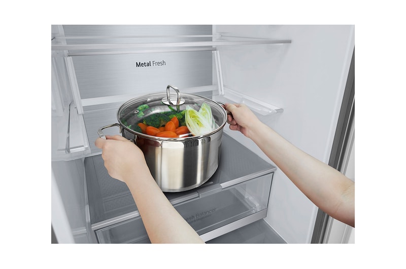 LG Frigorifero combinato | Classe D, 387L | Porte piatte, Metal Fresh, Door&Linear Cooling, Fresh Balancer & Converter | Acciaio, GBV7280DMB