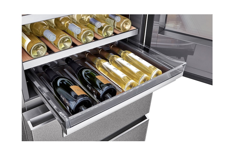 LG SIGNATURE Cantinetta vino InstaView | Classe E, 422L | Wi-Fi, Optimal Preservation Technology™, No frost | Inox satinato, LSR200W