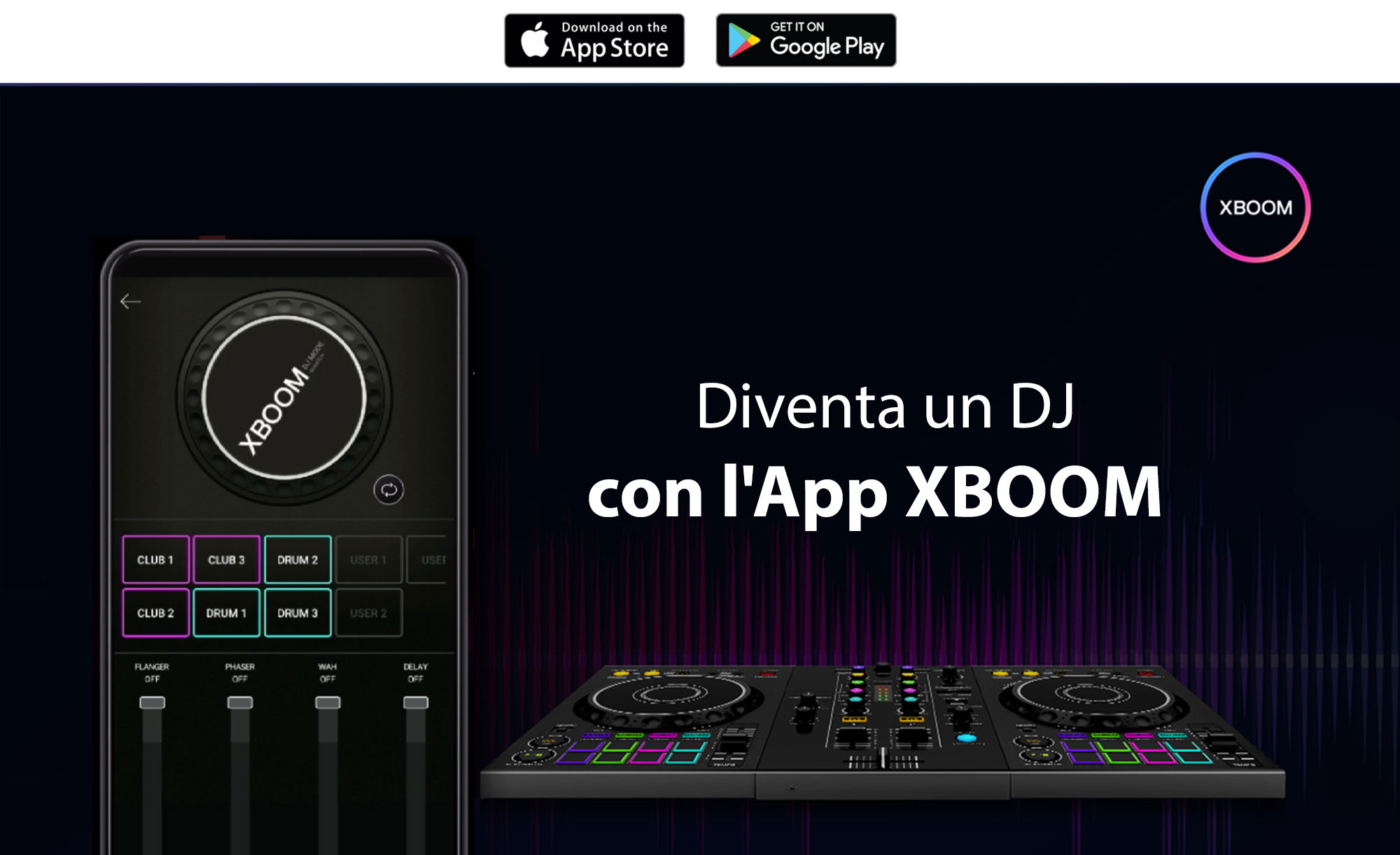 Immagine di uno smartphone con la modalità DJ dell'app e un vero piatto da DJ a fianco. Nella parte alta dell'immagine c'è il logo dell'app XBOOM.