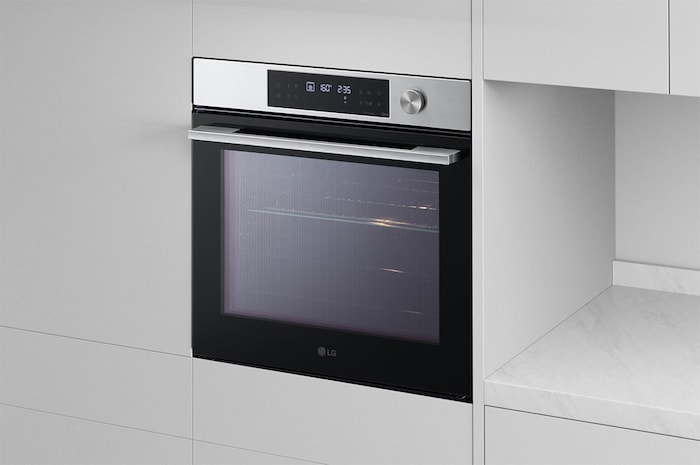 Foto laterale del forno LG WSED7613S