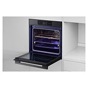 Foto angolata del forno aperto LG WSED7665B