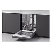 LG Lavastoviglie a scomparsa totale | QuadWash Serie 2, Classe D 46dB | 14 coperti, EasyRack+, Wi-Fi, Dual Zone | Acciaio, DB242TX