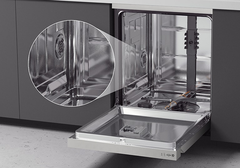 Una lavastoviglie installata in una cucina, con enfasi sull'interno realizzato in acciaio inox.