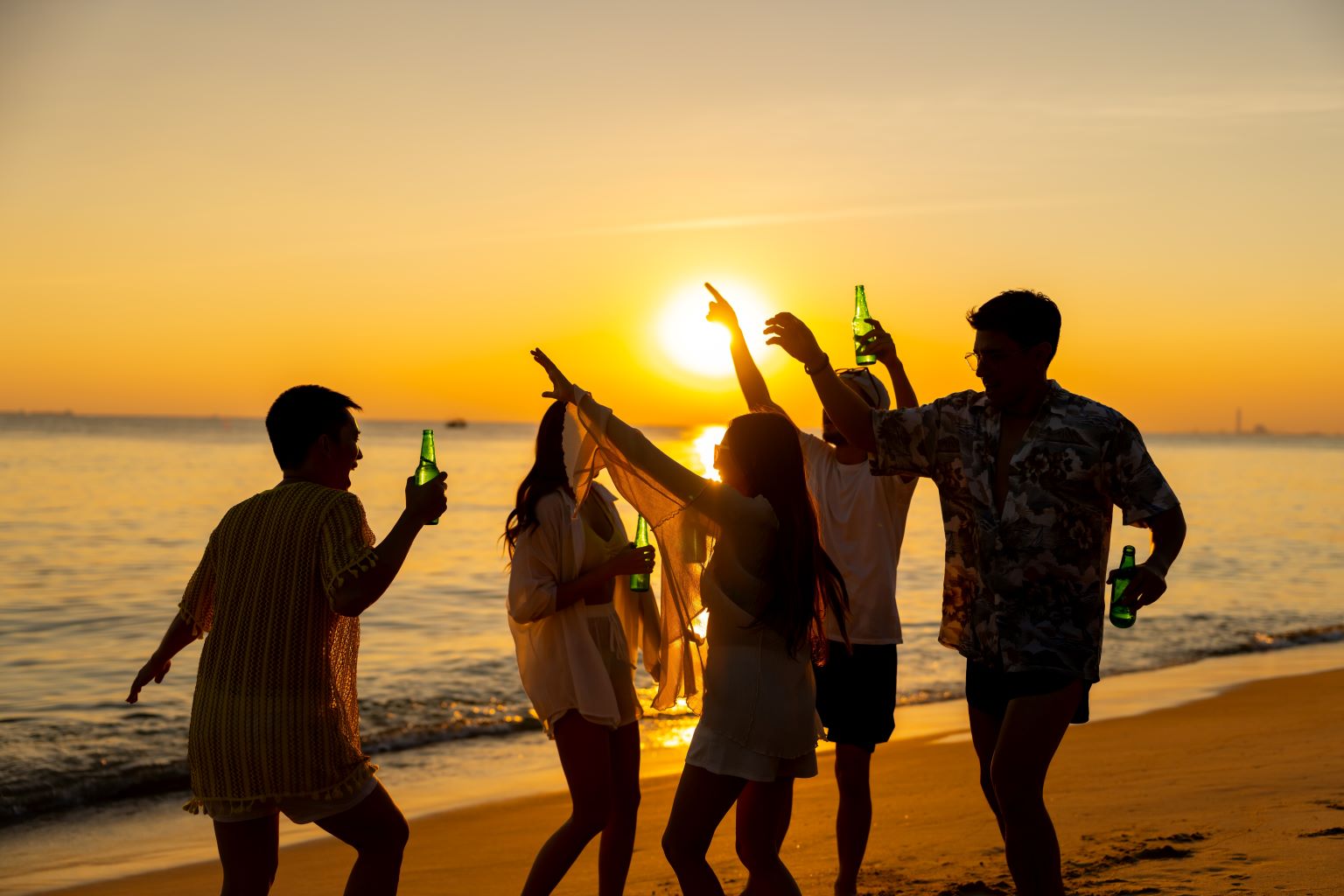 Cassa portatile per la musica in spiaggia    