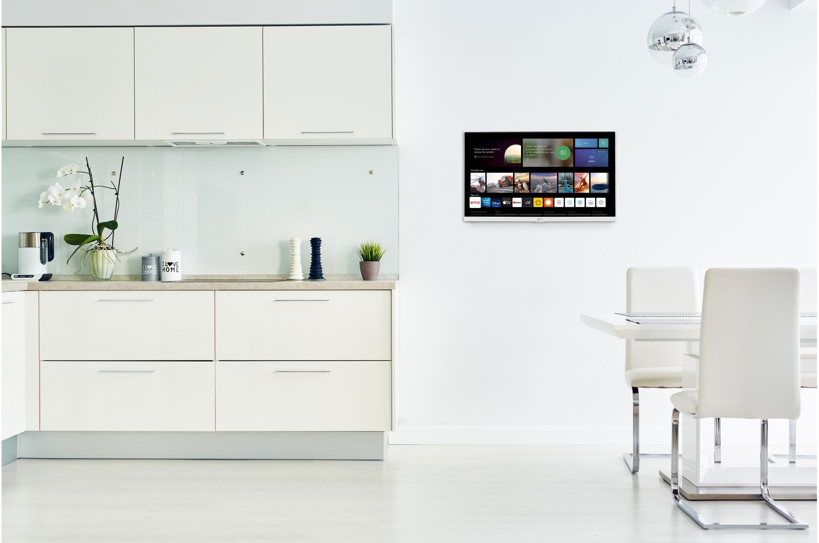 LG Full HD | TV 27" Serie TQ615S | Full HD, IPS, smart TV webOS 22, Bianco, 27TQ615S-WZ