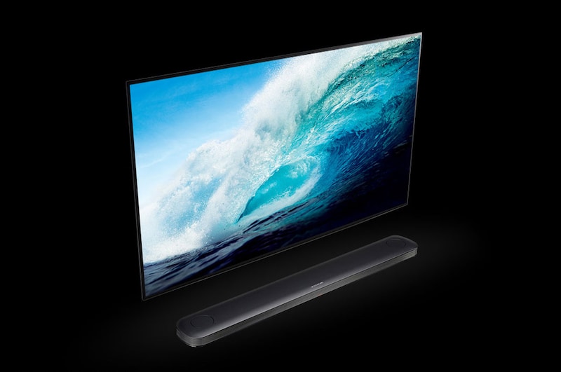 LG SIGNATURE TV OLED 65" 4K HDR Smart TV Dolby Vision™ Design Picture On Wall, 65W7V