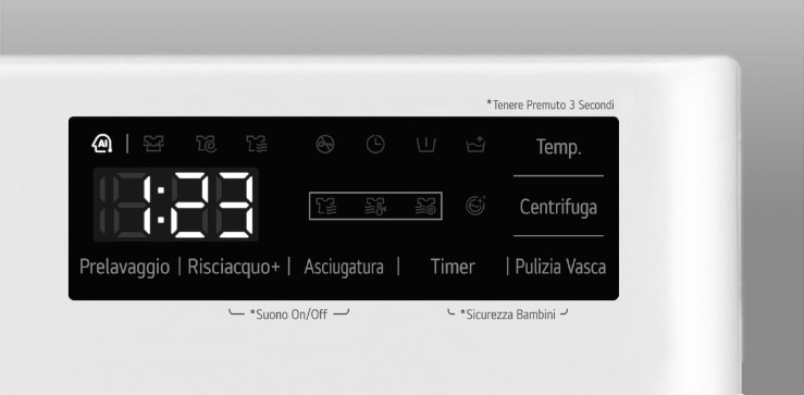 Dettaglio del pannello di controllo della lavasciuga in cui si vede il display.