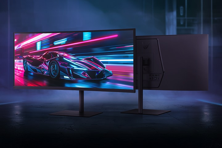 Vista frontale e posteriore del monitor da gioco UltraGear™ 34G630A, con una scena di corsa futuristica mostrata sullo schermo.