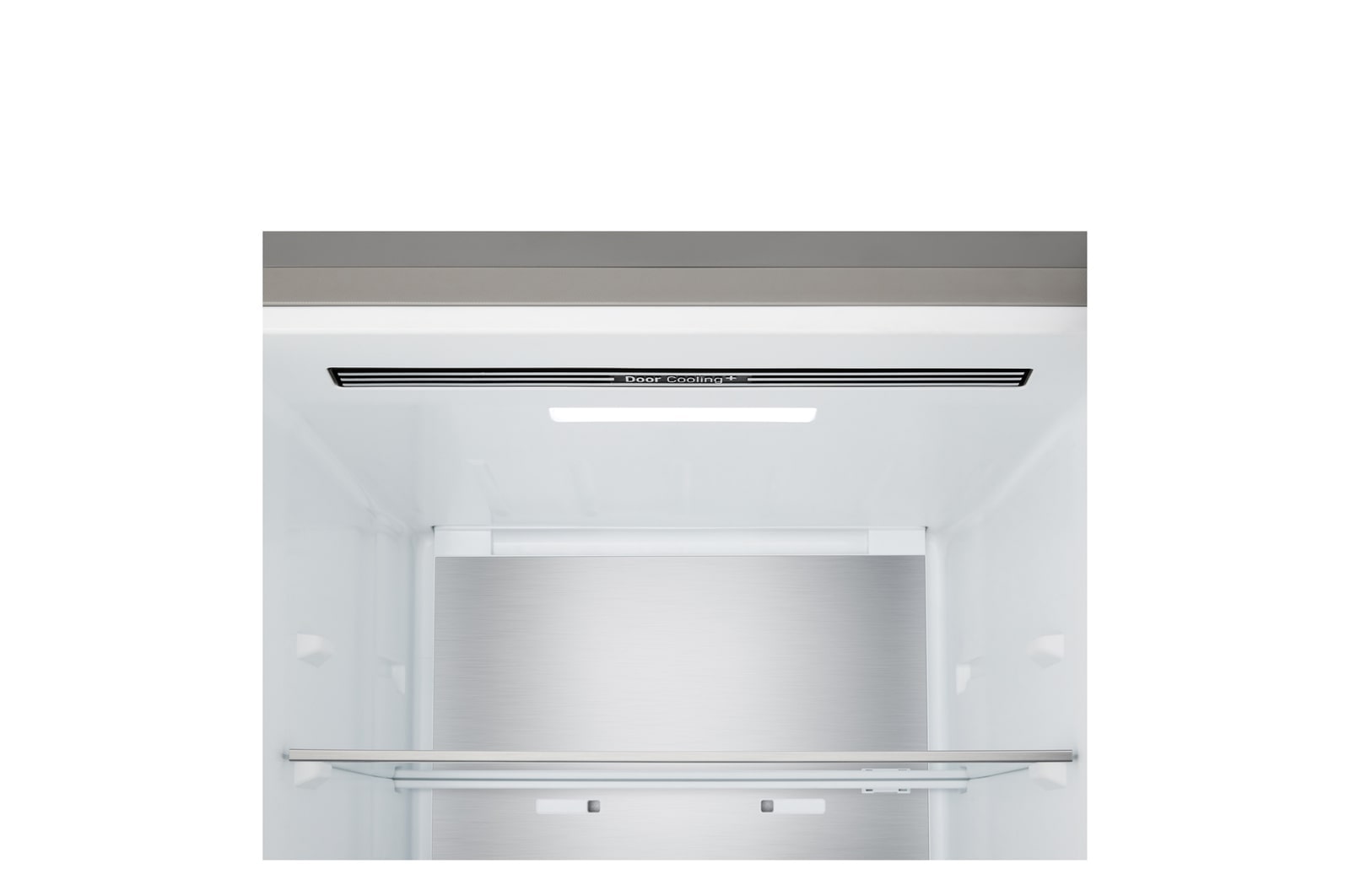 Vista frontale del frigorifero combinato LG (gbbs726cpy) che mostra la bocchetta di ventilazione DoorCooling+T™.