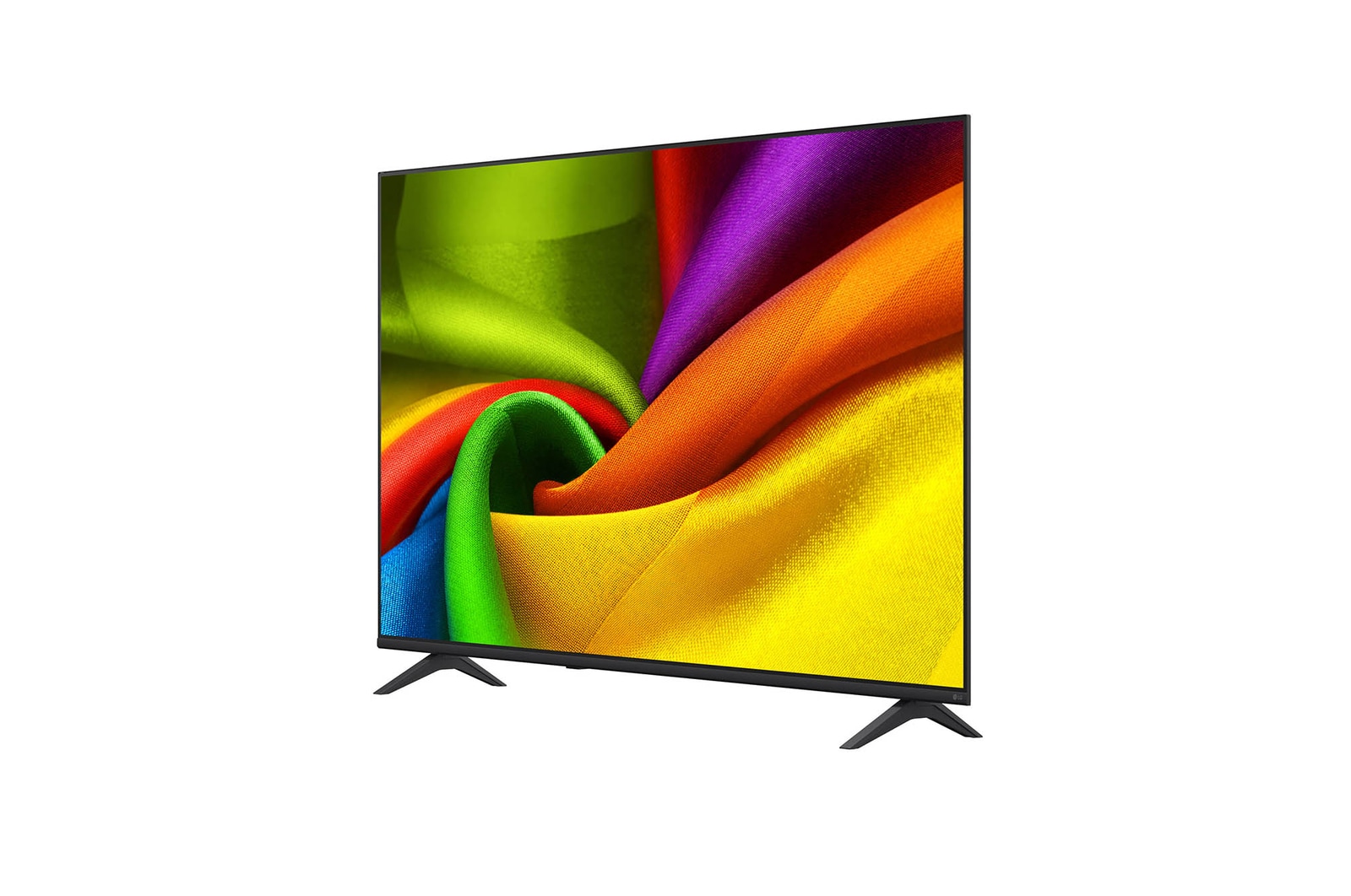 LG NANO 4K UHD AI NU85が、SDRとHDR10 Proを比較する分割風景画像でHDR10 Proの性能を示している。夕焼けの湖のシーンにおいて、より明るいハイライト、より深い陰影、強化されたコントラストを実現し、豊かなディテールと明瞭さを実現している。