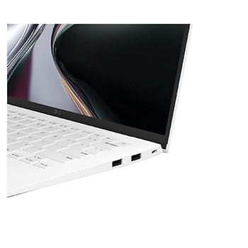 ノートパソコンの画面が2つのセクションに分かれており、片側にはAI gram chat on-device、もう片側にはCloud上のAI gram chat cloudが表示されている画像。On-DeviceとCloudのAIチャットインターフェースを対比して示している。