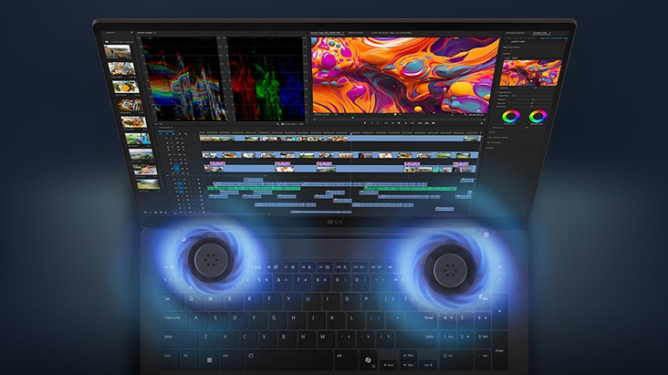 画面上に動画編集コンテンツを表示したLG gram Proノートパソコンと、キーボード下部に配置された2つの青い円形ビジュアル要素を示す画像。